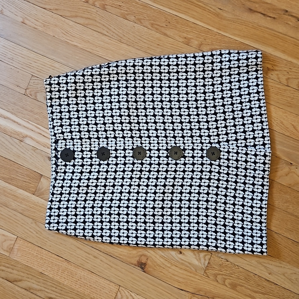 Isaac Mizrahi tweed skirt size 6